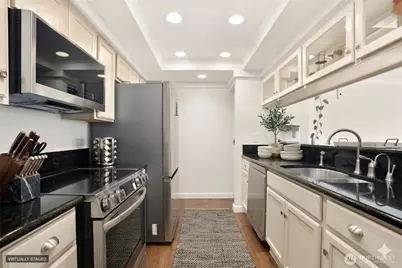 2930 76th Avenue SE #A-203, Mercer Island, WA 98040 - Photo 9