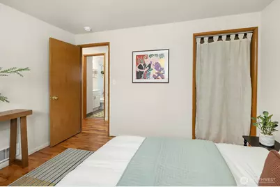 5035 25th Avenue SW, Seattle, WA 98106 - Photo 19