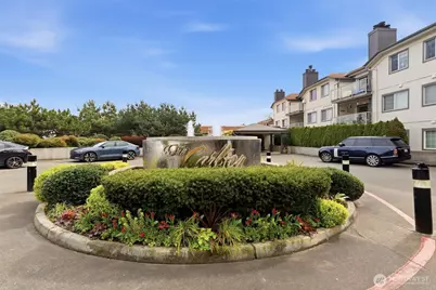 2760 76th Avenue SE #505, Mercer Island, WA 98040 - Photo 1