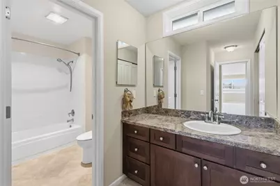 2760 76th Avenue SE #505, Mercer Island, WA 98040 - Photo 23