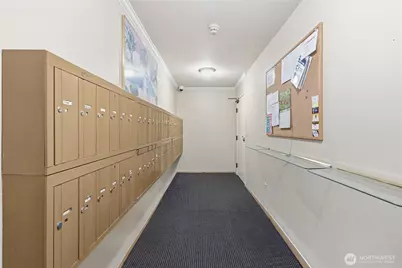 2760 76th Avenue SE #505, Mercer Island, WA 98040 - Photo 35