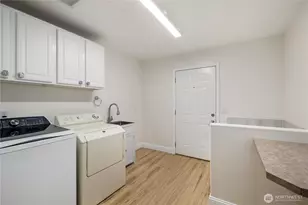 1870 W Cloud Way, Oak Harbor, WA 98277 - Photo 19