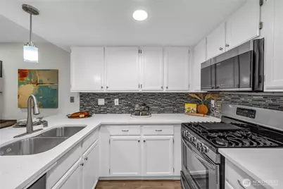 16130 SE 33rd Circle, Bellevue, WA 98008 - Photo 13