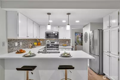 16130 SE 33rd Circle, Bellevue, WA 98008 - Photo 11