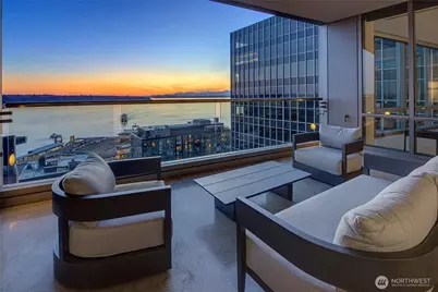 715 2nd Avenue #1702, Seattle, WA 98104 - Photo 1
