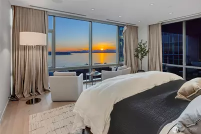 715 2nd Avenue #1702, Seattle, WA 98104 - Photo 21