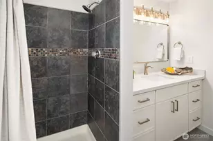 4330 W Lake Sammamish Pkwy SE, Issaquah, WA 98027 - Photo 21