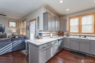 529 Porcupine Ln, Chelan, WA 98816 - Photo 7