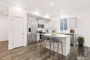 10738 188 St E, Puyallup, WA 98374 - Photo 9