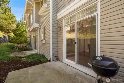 23120 SE Black Nugget Road #E1, Issaquah, WA 98029 - Photo 33