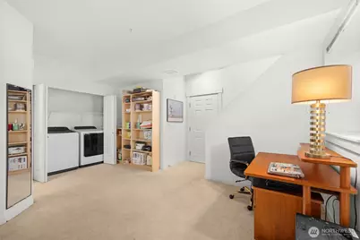 23120 SE Black Nugget Road #E1, Issaquah, WA 98029 - Photo 27