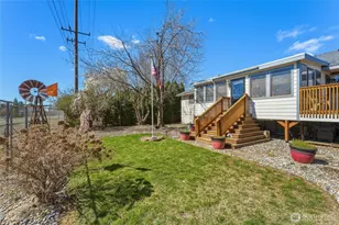 1140 SE Colonial Dr, College Place, WA 99362 - Photo 33
