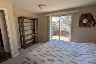 10341 Stone Ave N, Seattle, WA 98133 - Photo 3