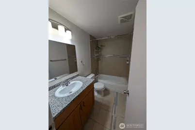 10341 Stone Avenue N, Seattle, WA 98133 - Photo 11