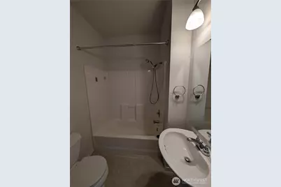 10341 Stone Avenue N, Seattle, WA 98133 - Photo 15