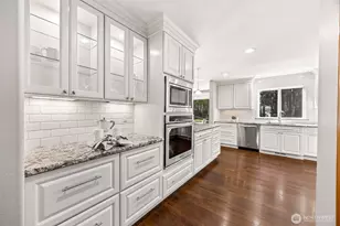 7025 Deerfield Park Dr NE, Olympia, WA 98516 - Photo 5