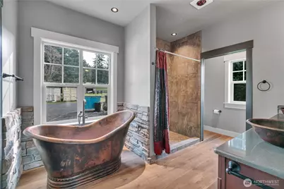 8106 Spurgeon Creek Road SE, Olympia, WA 98503 - Photo 15