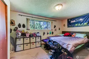 302 N 188th St, Shoreline, WA 98133 - Photo 9