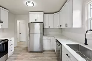 2414 S 8th St, Tacoma, WA 98405 - Photo 9