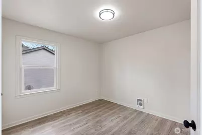 2414 S 8th Street, Tacoma, WA 98405 - Photo 13