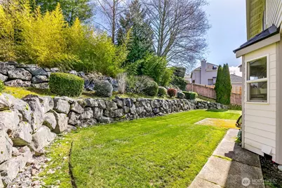 8534 126th Place SE, Newcastle, WA 98056 - Photo 23