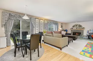 8534 126th Pl SE, Newcastle, WA 98056 - Photo 11