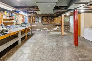 8053 Brooklyn Ave NE, Seattle, WA 98115 - Photo 25