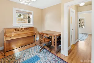 8053 Brooklyn Ave NE, Seattle, WA 98115 - Photo 15