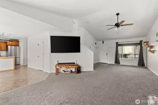 1231 SW Elzina St, Chehalis, WA 98532 - Photo 9