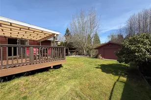 8825 Corbin Dr, Everett, WA 98204 - Photo 27