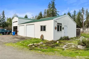 14435 Vail Cut Off Rd SE, Rainier, WA 98576 - Photo 13