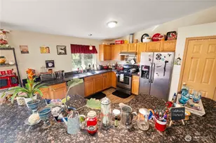 14435 Vail Cut Off Rd SE, Rainier, WA 98576 - Photo 5