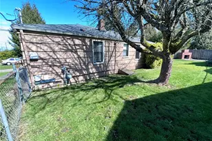 2735 Locust Ave W, University Place, WA 98466 - Photo 19