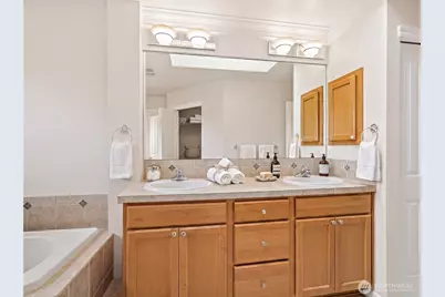 4610 NE 1st Ct, Renton, WA 98059 - Photo 21