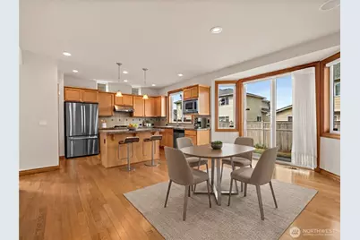 4610 NE 1st Ct, Renton, WA 98059 - Photo 5