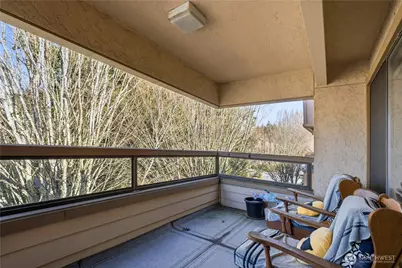 10101 SE 3rd Street #402, Bellevue, WA 98004 - Photo 11