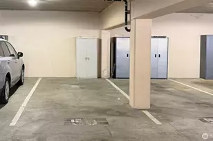 10101 SE 3rd St, Bellevue, WA 98004 - Photo 21