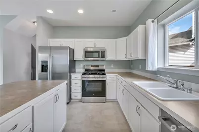 17607 111th Street Ct E, Bonney Lake, WA 98391 - Photo 15