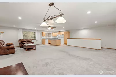 2718 S Star Lake Road, Federal Way, WA 98003 - Photo 3