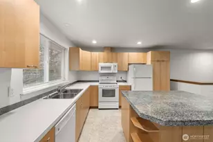 2718 S Star Lake Rd, Federal Way, WA 98003 - Photo 7