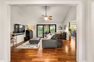 4017 239th Pl SE, Sammamish, WA 98029 - Photo 5