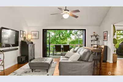 4017 239th Place SE, Sammamish, WA 98029 - Photo 1