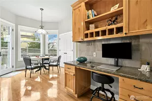 2411 30th Ave NE, Issaquah, WA 98029 - Photo 13