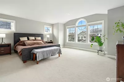 2411 30th Avenue NE, Issaquah, WA 98029 - Photo 17