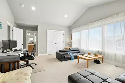 2411 30th Avenue NE, Issaquah, WA 98029 - Photo 29