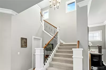 2411 30th Avenue NE, Issaquah, WA 98029 - Photo 3