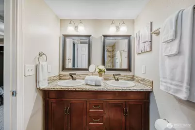 4802 S Grove Place, Tacoma, WA 98409 - Photo 17