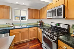 2614 NW 57th St, Seattle, WA 98107 - Photo 11