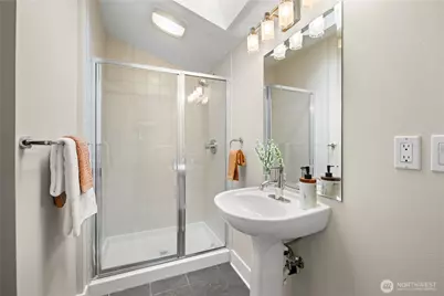 2614 NW 57th Street #B, Seattle, WA 98107 - Photo 17