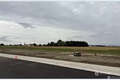 420 W 4th Street, Everson, WA 98247 - Photo 1